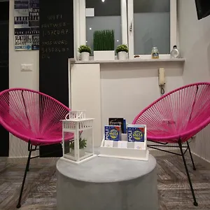Recia Couette-café Naples